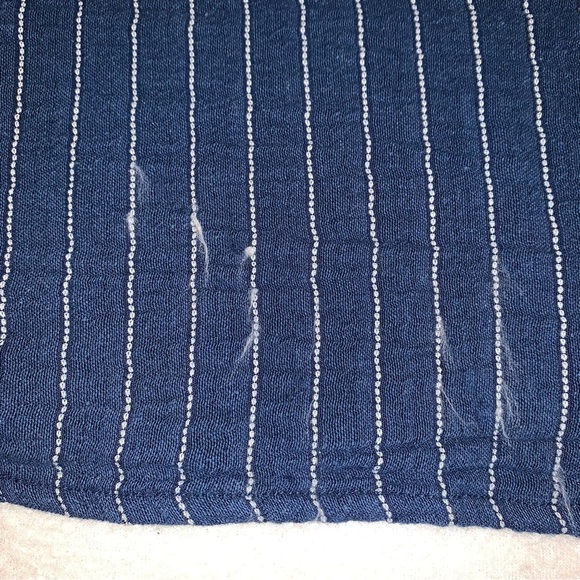 *Read Description* Joie Short Sleeve Gauzy V-neck Blouse Blue White Stripe 3x - Picture 7 of 9